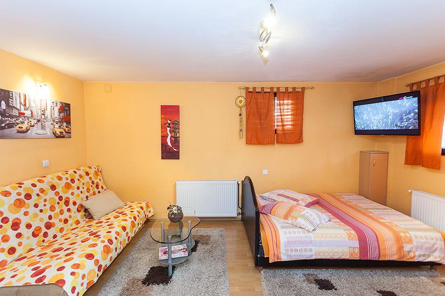 Milena Apartment *